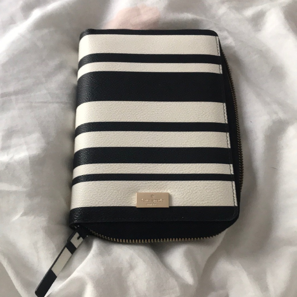 Kate Spade ♠️ refillable leather planner